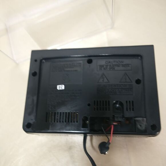 Sony Dream Machine ICF-C4W Walnut WoodGrain Digital AM/FM Alarm Clock Radio 1980 - Picture 5 of 7